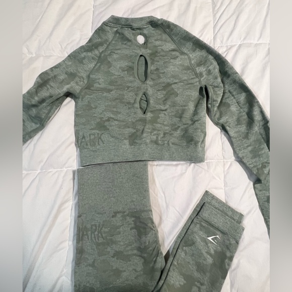 Gymshark Adapt Camo Set - Picture 2 of 8